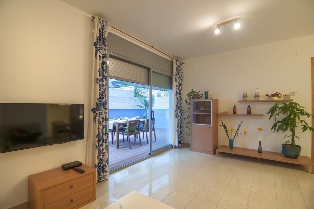 Hola! - Sitges By The Beach Exterior photo